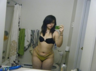 Bonne salope pour une turlutte de Laval Bonne salope pour une turlutte de Laval