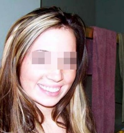 Jolie femelle sur Longueuil pour une fellation avalée Jolie femelle sur Longueuil pour une fellation avalée