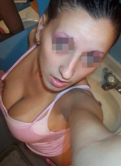 Belle fille veut rencontrer un black bien foutu à sucer sur Laval