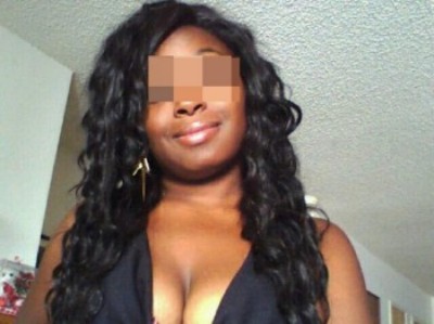Femme libérée recherchant un rdv baise à Longueuil Femme libérée recherchant un rdv baise à Longueuil