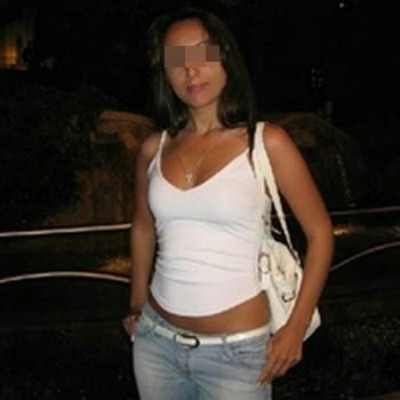 Avaleuse désirant une énorme bite à lécher sur Terrebonne