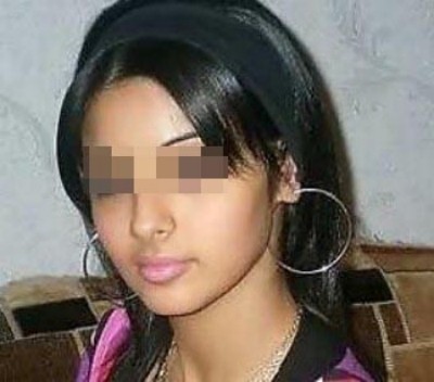 Chiennasse libre pour baiser ce soir à Laval Chiennasse libre pour baiser ce soir à Laval