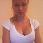 Grosse coquine de Gatineau pour une pipe profonde Grosse coquine de Gatineau pour une pipe profonde