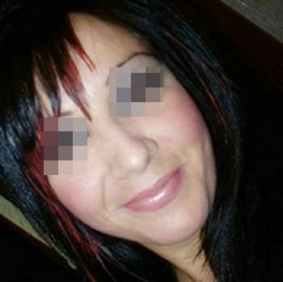 Coquine qui veut une bite bien raide à sucer à Lévis