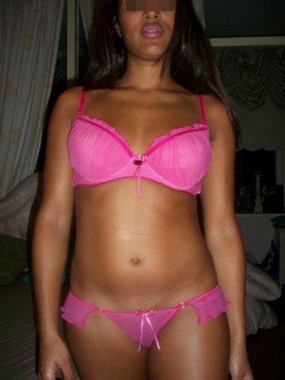 Fille séduisante de Trois-Rivières recherchant un homme sensuel Fille séduisante de Trois-Rivières recherchant un homme sensuel