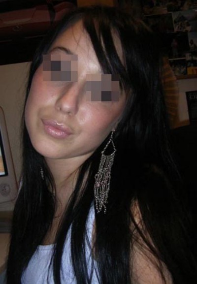 Cochonne pour une petite turlute sur Laval Cochonne pour une petite turlute sur Laval