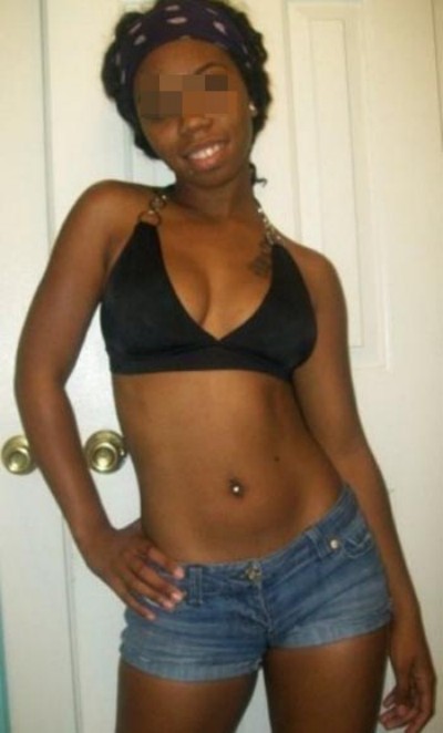 Belle femme sexy cherche un mec à Laval pour une bonne pipe Belle femme sexy cherche un mec à Laval pour une bonne pipe