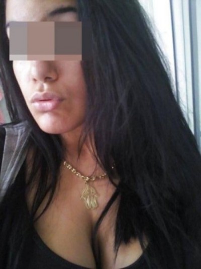 Jolie gonzesse désire sucer des grosses queues à Québec Jolie gonzesse désire sucer des grosses queues à Québec