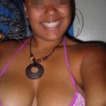 Coquine &agrave; Laval pour une grosse gâterie