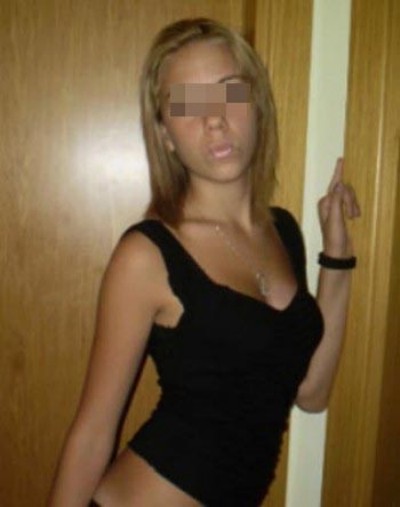 Je cherche un black bien membré à Montréal pour un 5 à 7 Je cherche un black bien membré à Montréal pour un 5 à 7