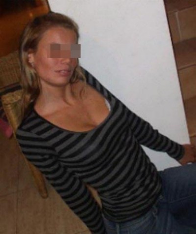 Salope qui voudrait des énormes queues à pomper à Laval Salope qui voudrait des énormes queues à pomper à Laval