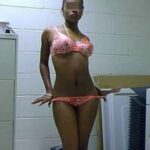Fille bourgeoise cherche un homme pas trop vilain à Laval pour un plan sexe Fille bourgeoise cherche un homme pas trop vilain à Laval pour un plan sexe