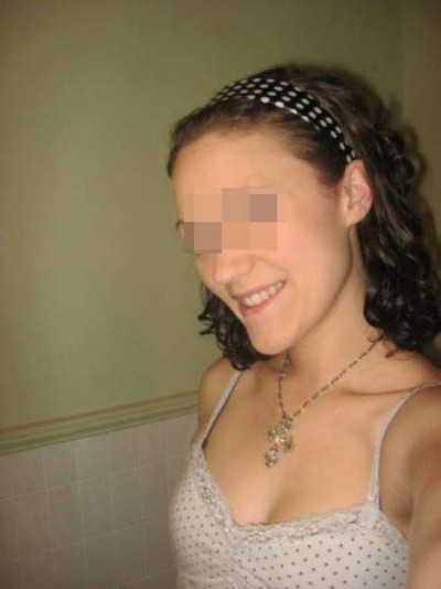 Femme très salope pour un mec à Montréal pour de la baise hard Femme très salope pour un mec à Montréal pour de la baise hard