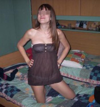 Femme célibataire recherchant un mec mature pour une baise gratuite à Montréal Femme célibataire recherchant un mec mature pour une baise gratuite à Montréal