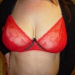 Je cherche un plan baise à Gatineau avec un beur bien musclé Je cherche un plan baise à Gatineau avec un beur bien musclé