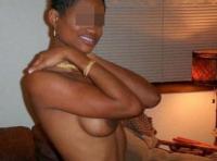 Assez jolie fille à Québec