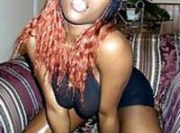 Jolie jeune Femme à Laval pour une rencontre coquine