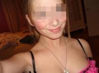 Coquine aimant sucer sur Laval