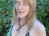 Femme bien chaude à Longueuil pour une gâterie gratuite