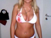 Cochonne qui veut des queues bien raides à sucer à Terrebonne