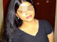 Femme perverse à Québec pour un gros câlin