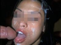 Coquine de Montréal qui adore la pipe