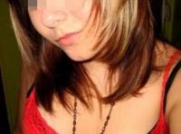 Assez jolie fille qui souhaiterait des bites épilées à pomper à Lévis